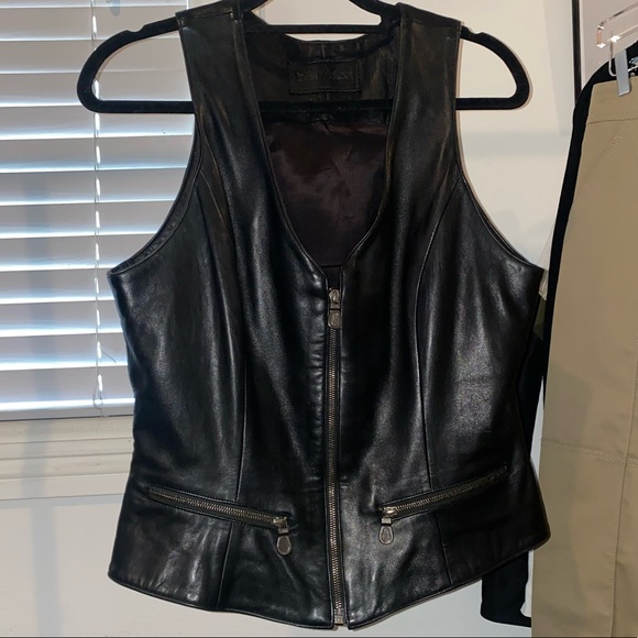 Genuine Leather Vest - Picture 1 of 4